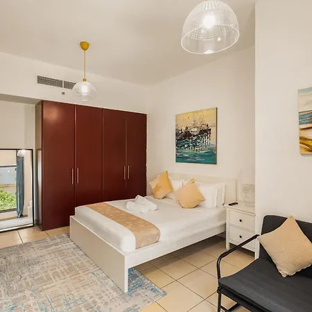 Beautiful 2Br & 4Br Apartments On Jbr Beach, Walking Distance To Bluewaters Island - By Sunkissed Holiday Homes دبي المظهر الخارجي الصورة