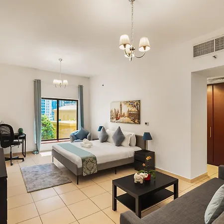 Beautiful 2Br & 4Br Apartments On Jbr Beach, Walking Distance To Bluewaters Island - By Sunkissed Holiday Homes دبي المظهر الخارجي الصورة