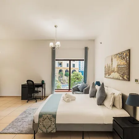 Beautiful 2Br & 4Br Apartments On Jbr Beach, Walking Distance To Bluewaters Island - By Sunkissed Holiday Homes دبي المظهر الخارجي الصورة