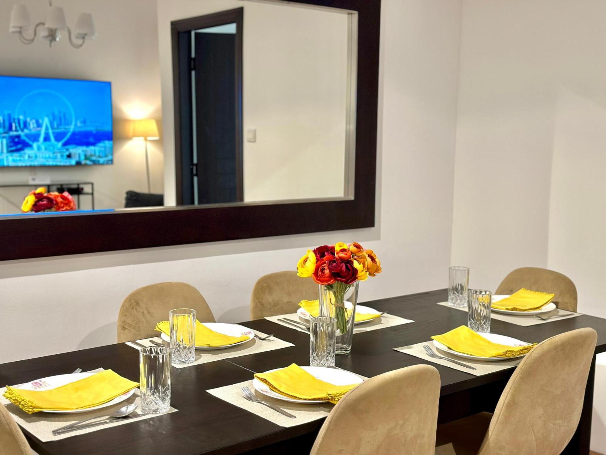 Beautiful 2br & 4br On Jbr Beach, Walking Distance To Bluewaters Island - By Sunkissed Homes Апартаменти *