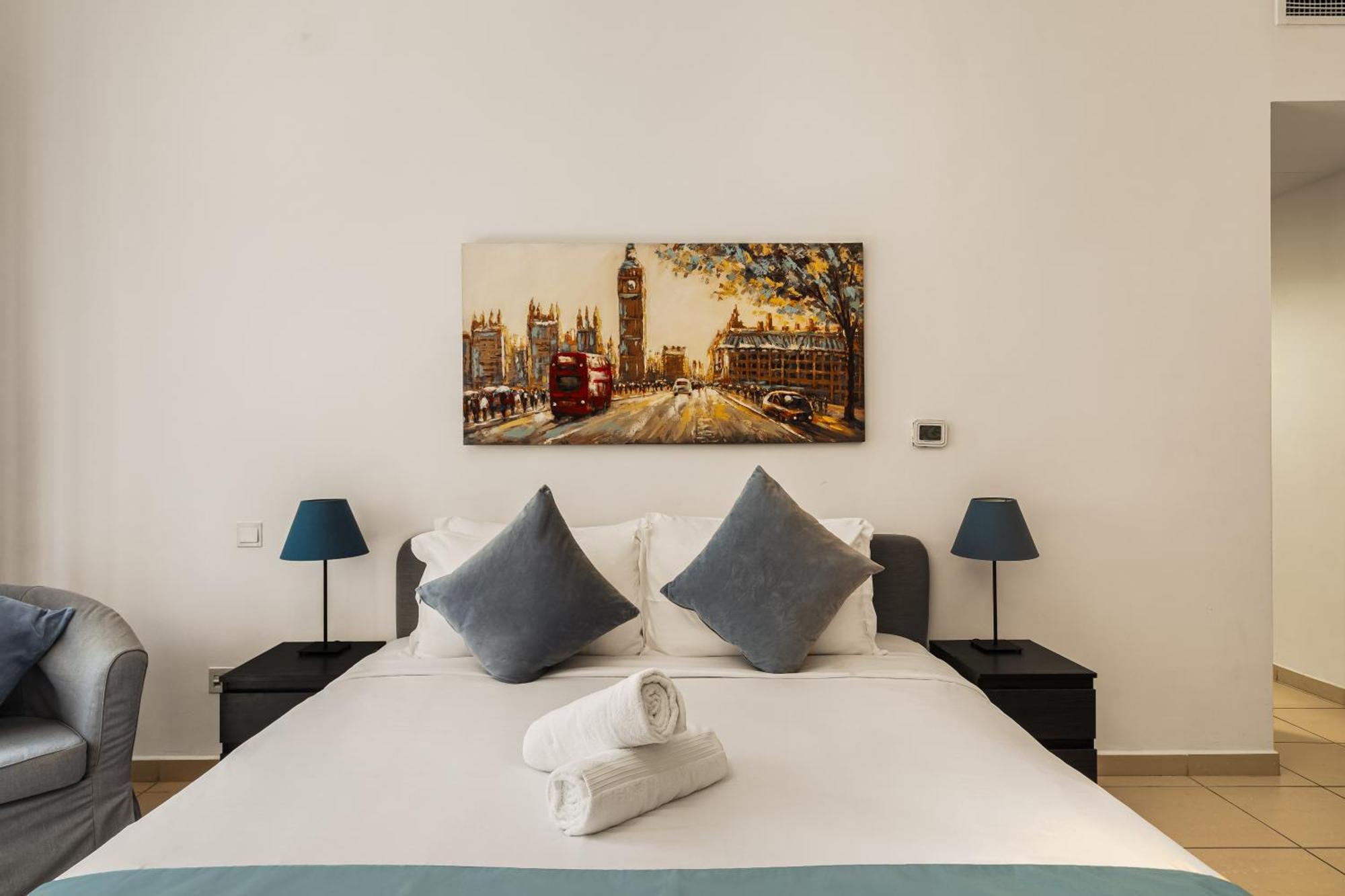 Beautiful 2br & 4br On Jbr Beach, Walking Distance To Bluewaters Island - By Sunkissed Homes Апартаменти *
