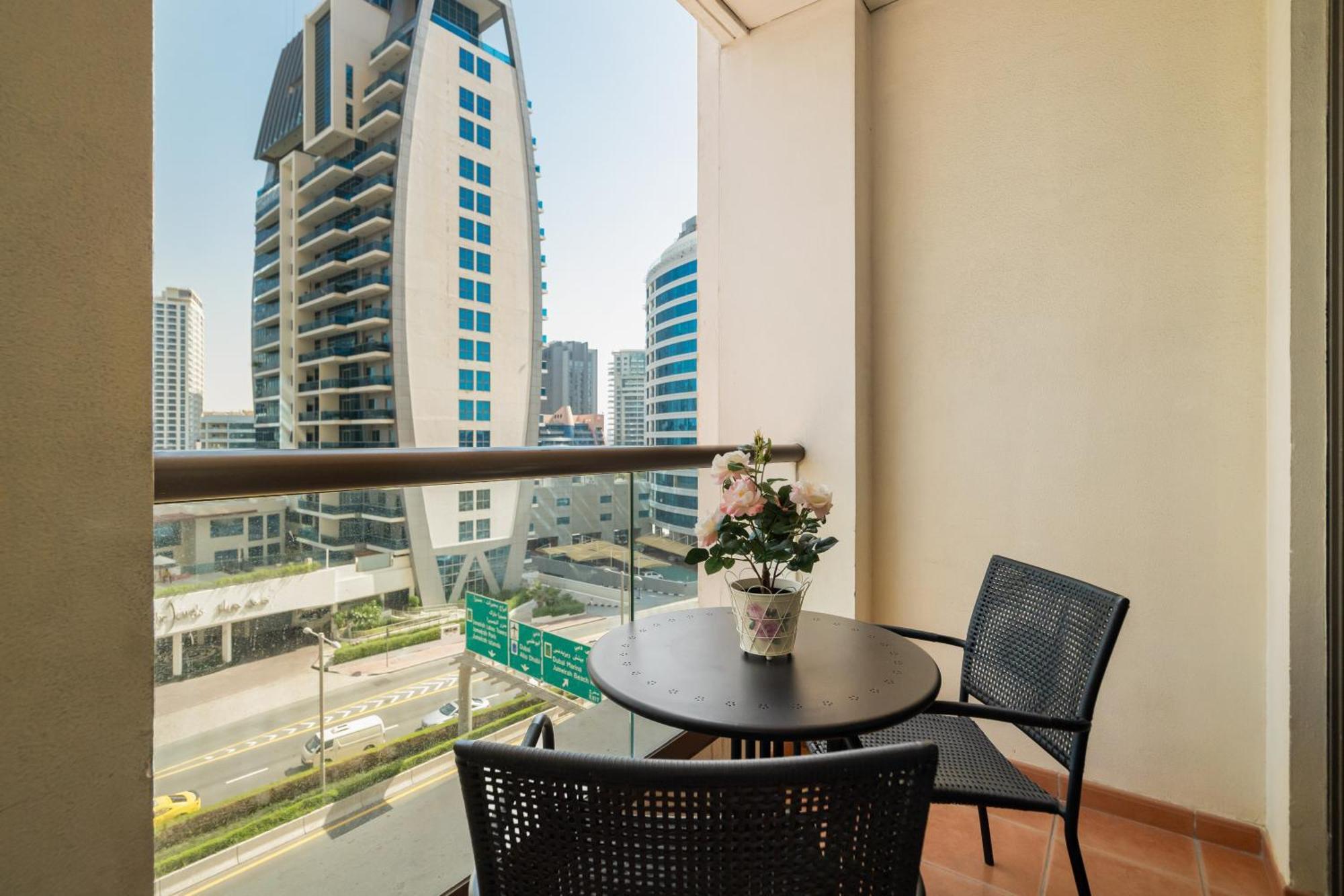 Апартаменти Beautiful 2br & 4br On Jbr Beach, Walking Distance To Bluewaters Island - By Sunkissed Homes