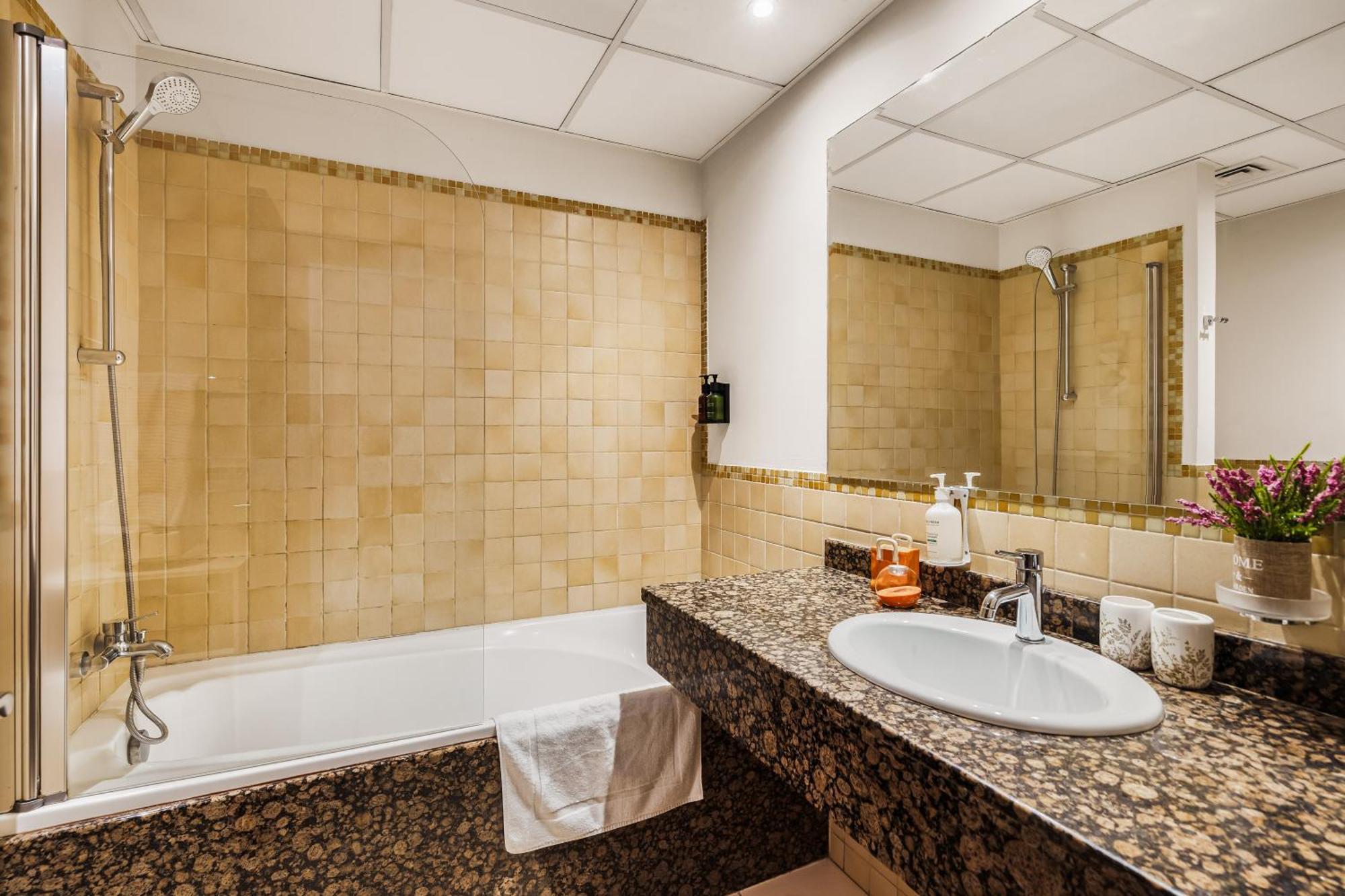 شقة Beautiful 2br & 4br On Jbr Beach, Walking Distance To Bluewaters Island - By Sunkissed Homes *