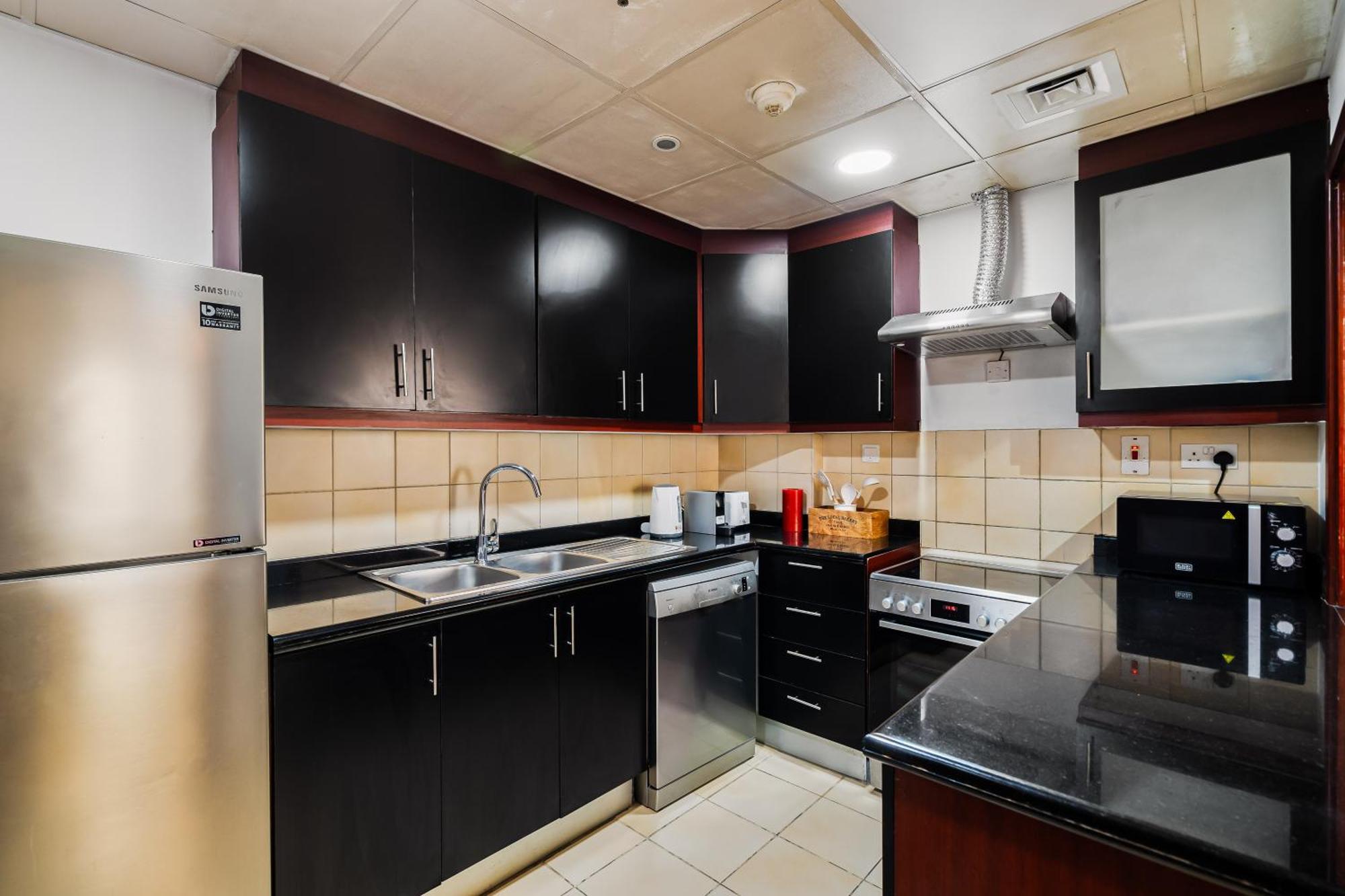 شقة Beautiful 2br & 4br On Jbr Beach, Walking Distance To Bluewaters Island - By Sunkissed Homes *